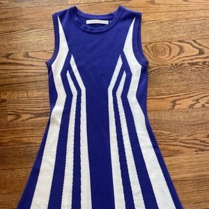 To the knee everything dress